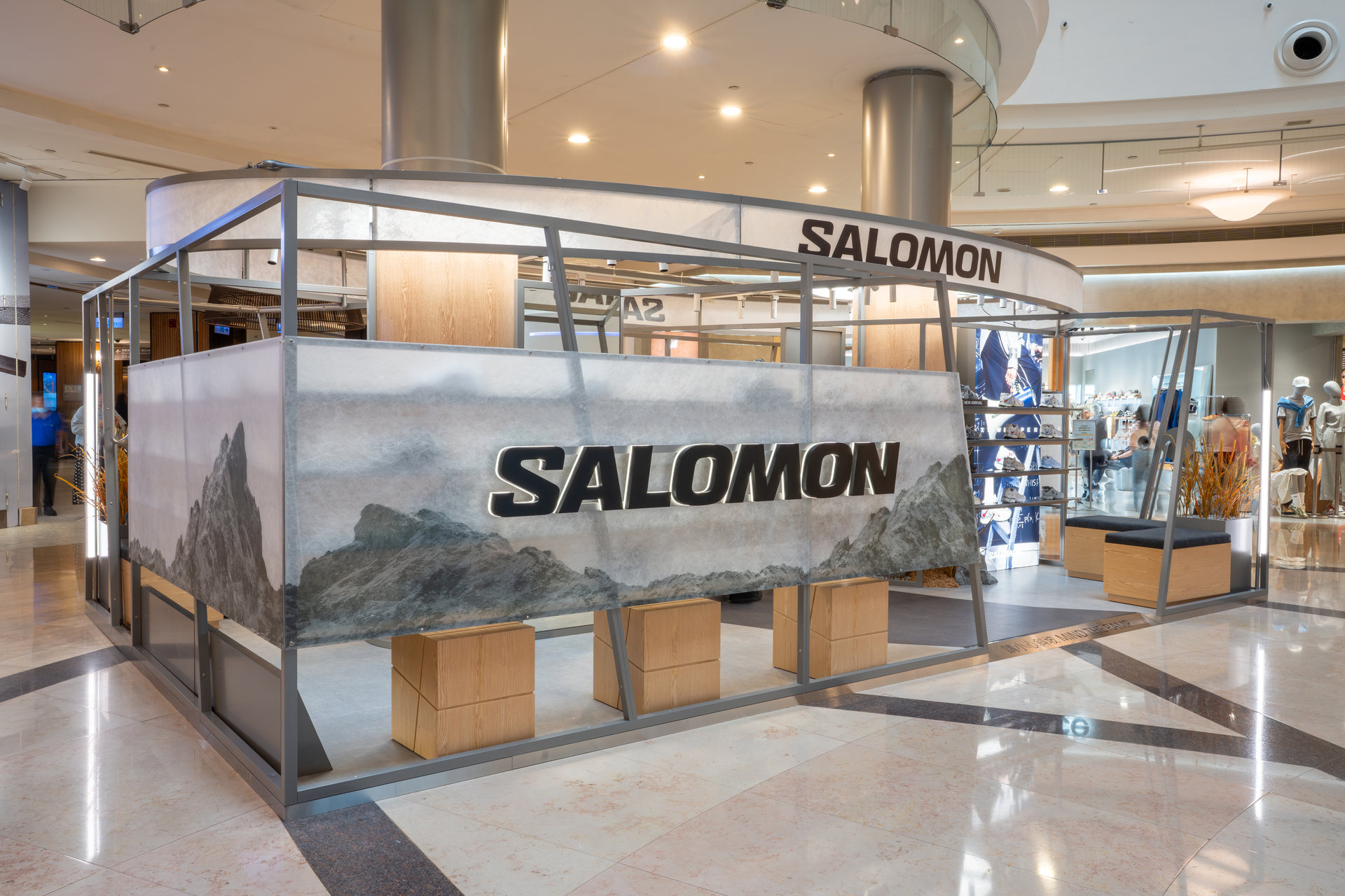 SALOMON台北101快閃店